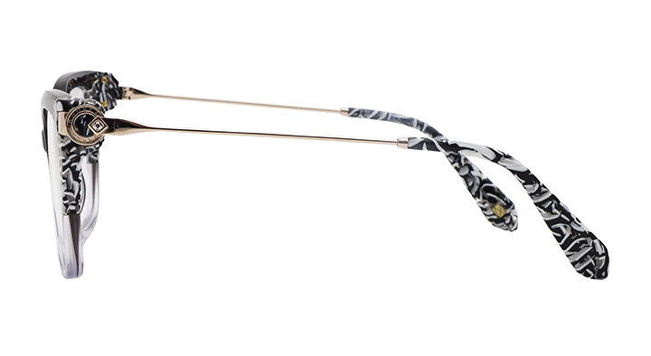 AK3104 c2